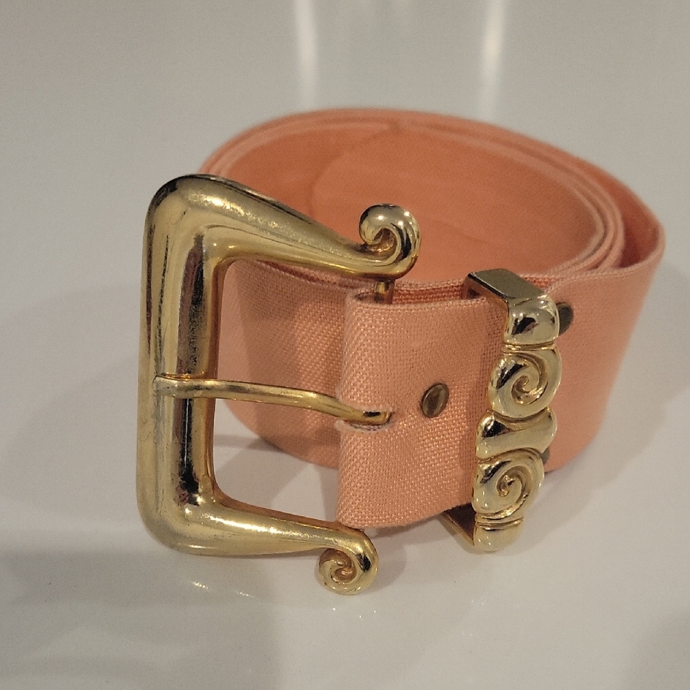 VINTAGE Gold Tone Buckle Peach Belt Century Canada